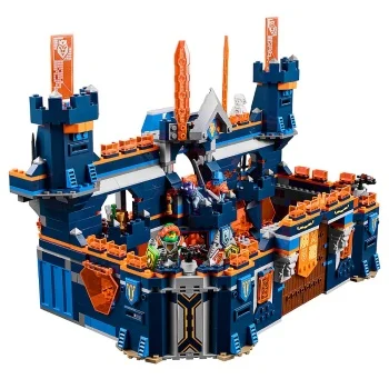 Lego set Nexo knights knighton castle LE70357-1 Lego set Nexo knights knighton castle LE70357-1